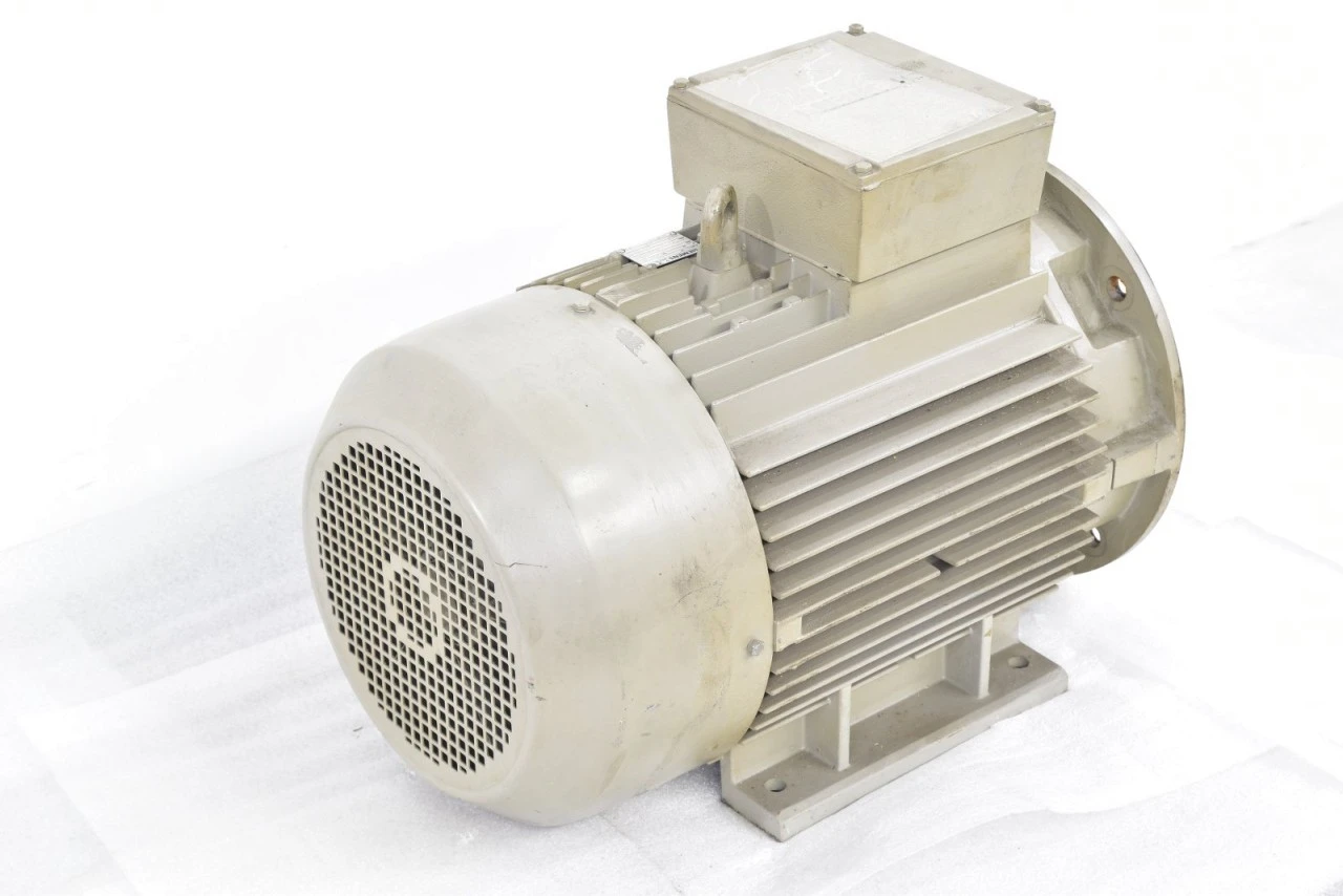 SIEMENS 1LA2183-4AA66, Niederspannungsmotor – Bild 2