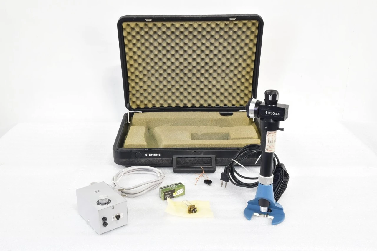 SIEMENS 1630 238, 39 25 64-9902, Tragbares Mikroskop Mit Carl Zeiss Stufentrafo