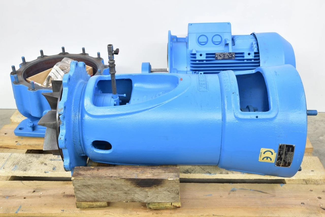 SIEMENS/EMILE EGGER 1LA7163-4AA61+T135302, Niederspannungsmotor+Freistrom-Pumpe â Bild 2