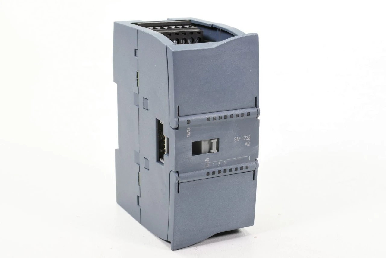 SIEMENS 6ES7 232-4HD32-0XB0, SM 1232, Analogausgabe, E02 – Bild 2