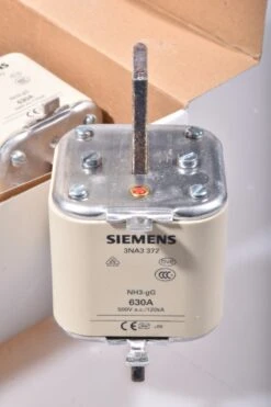 SIEMENS 3NA 3372, NH3 Sicherungseinsatz (1PE=3Stk.) - NEU
